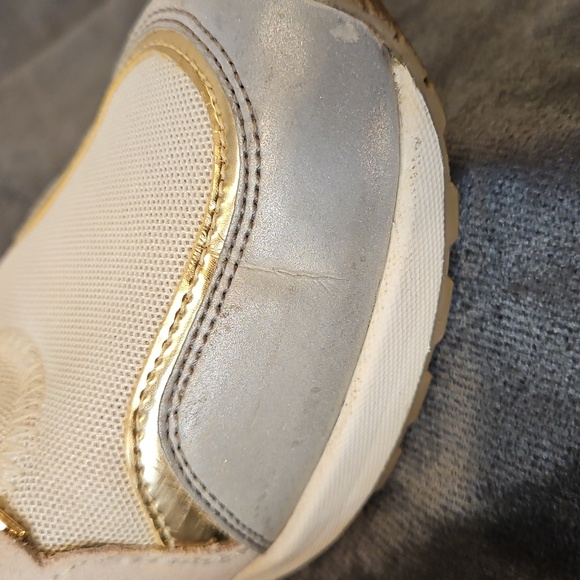 Michael Kors Women's Sneakers Sz. 10 Training Shoes Gray & Gold 2.5" Heel - Picture 8 of 13